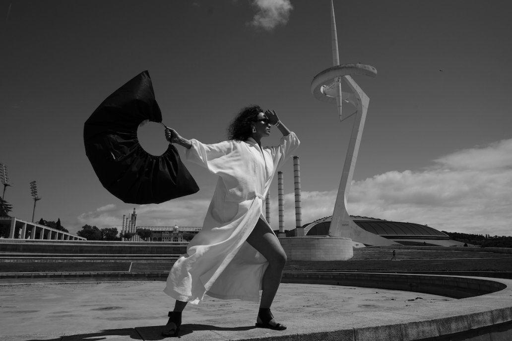 Black and white fashion architecture photoshoot Lupe Giraldo Barcelona Sebastien franca
