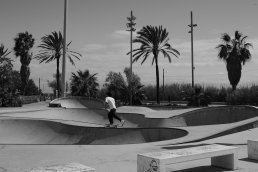 barcelona skate park black and white photography sebastien franca