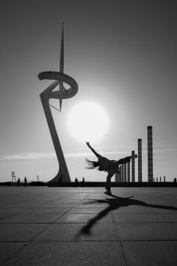 Black and white fine art photography dancer architecture barcelona