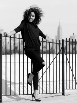 Iconic black and white photography glamour woman front Manhattan New York