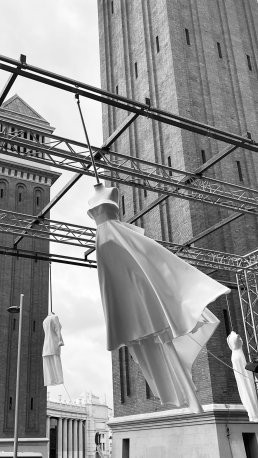 black and white wedding dress fine art photography Sebastien franca