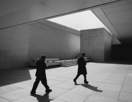 Black and white shadow men walking design graphic architecture barcelona