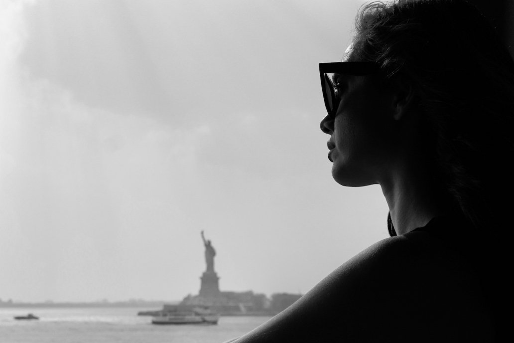 beautiful girl Staten Island ferry Statue of Liberty fashion black and white photoshoot sebastien franca