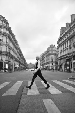 Rue Editorial Fashion Noir et blanc PARIS