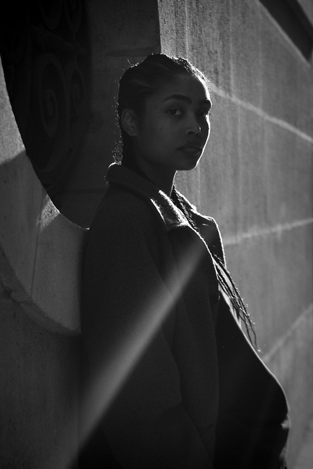 Black and white photoshoot rue Paris Sebastien Franca