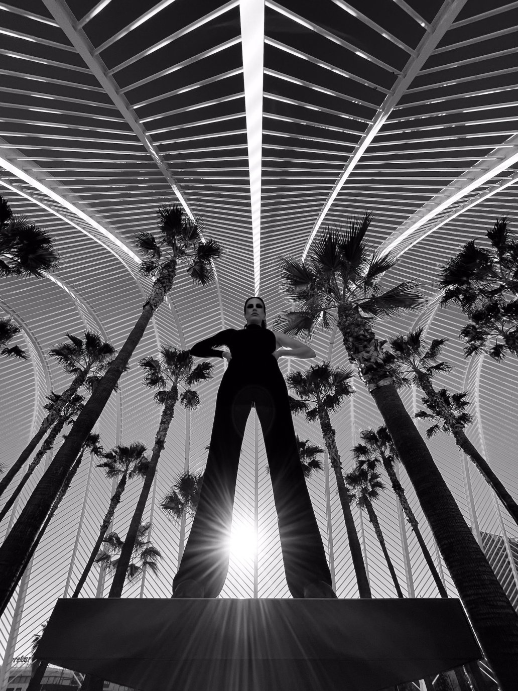 Fearless girl fashion photoshoot architecture black and white Valencia Spain Sebastien Franca