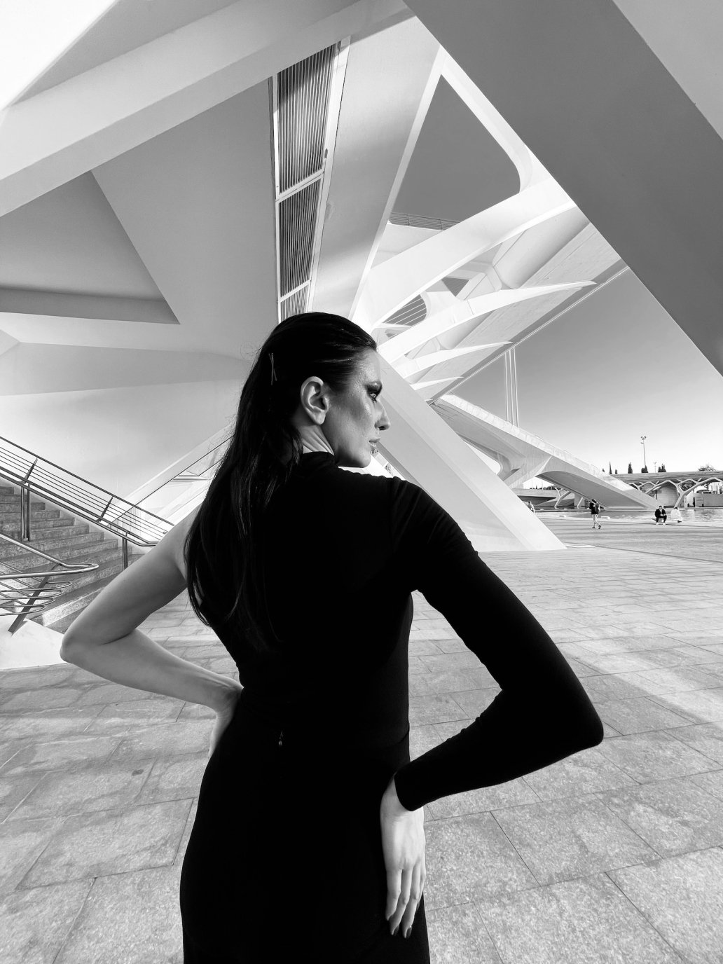 Fashion photoshoot valencia architecture black and white Sebastien FRANCA pictures