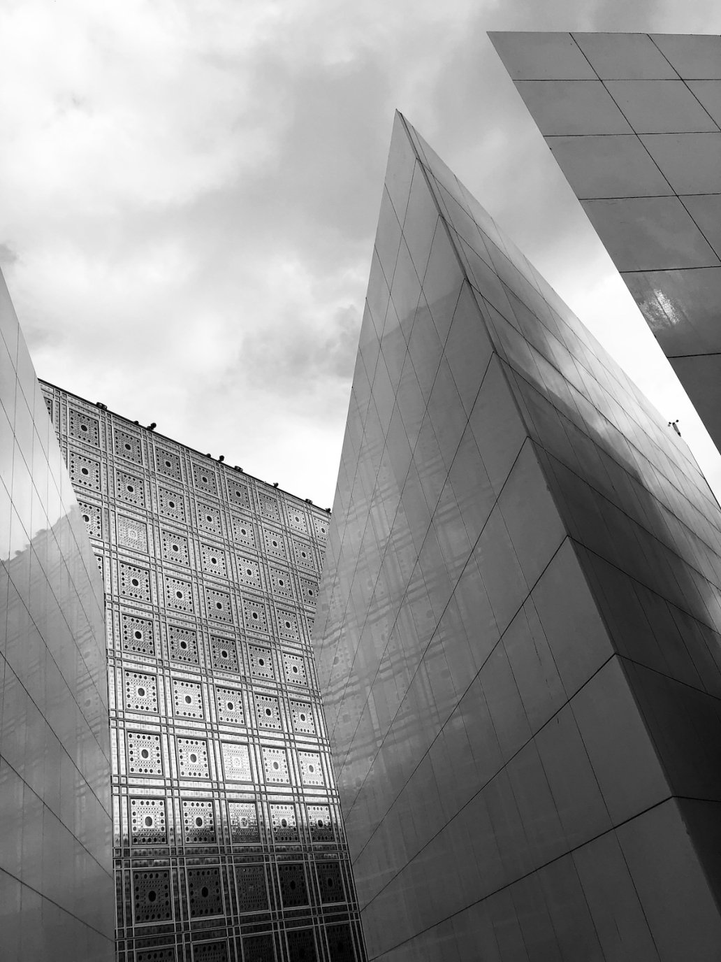 Architectural photography Institut du monde Arabe Paris Sebastien Franca fine art photographer angle